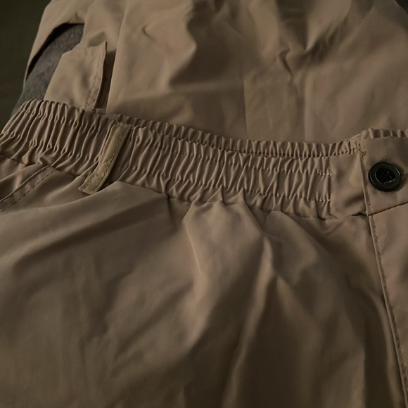 NWOT Men's 2XL KHAKI CARGO PANTS - Picture 3 of 5